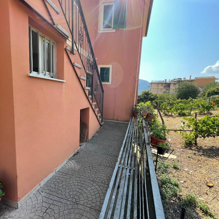 Appartamento Le Campane di Uscio Esterno foto
